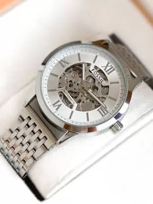 Fossil timepiece silver metal strap for men