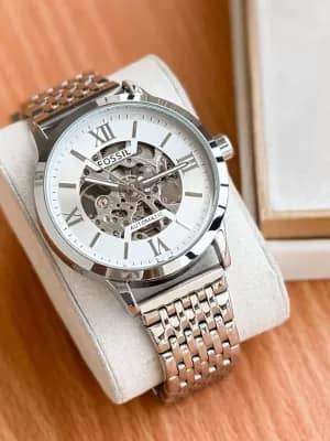 Fossil timepiece silver metal strap for men
