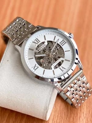 Fossil timepiece silver metal strap for men