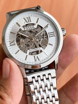 Fossil timepiece silver metal strap for men