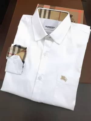 Burberry exclusive 2022 store article for men