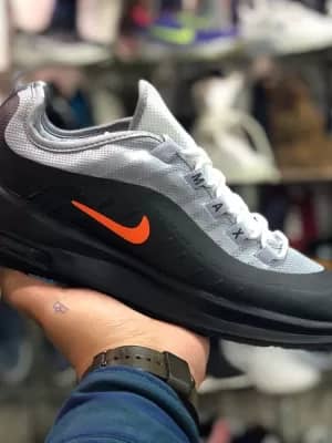 Nike airmax axis running shoes for men