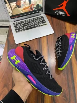 UA HOVR Phantom 2 Running Shoes for men