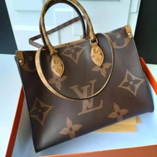 Louis Vuitton tote bags for women - Image 4