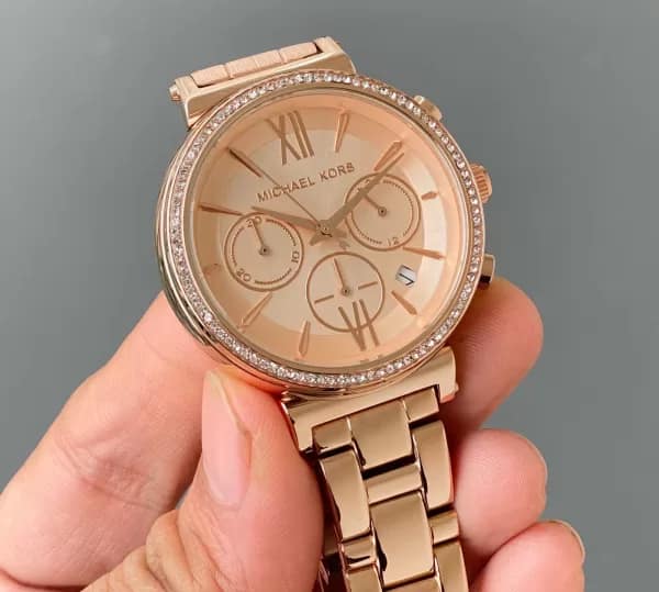 Michael kors wrist watch for women - Image 4