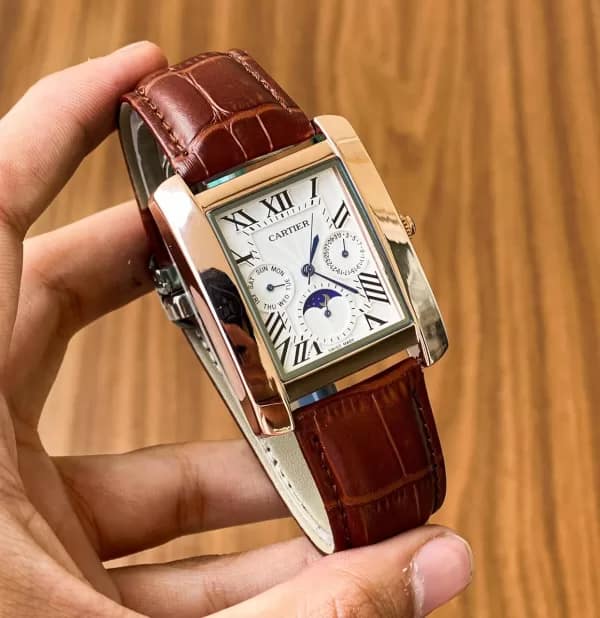 Cartier premium unisex wrist watch - Image 4