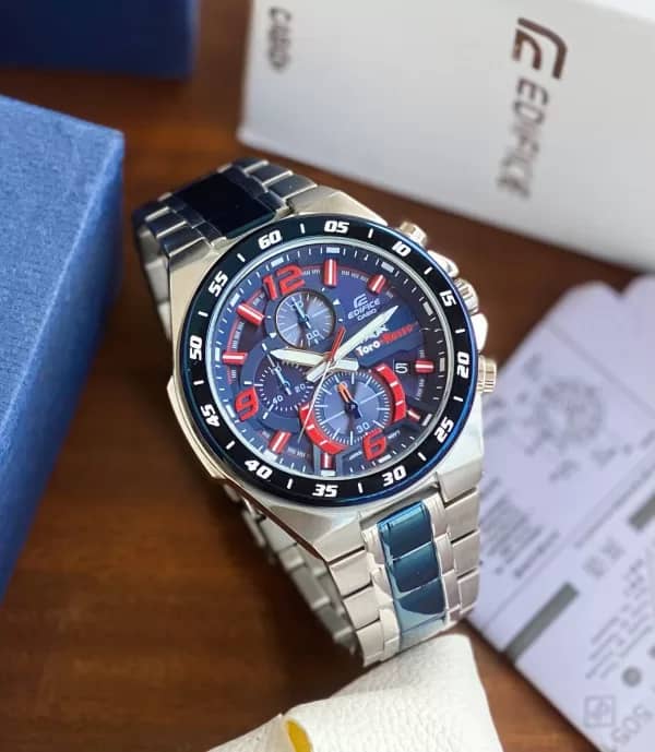 Casio Edifice Torro Rosso Edition in metal chain