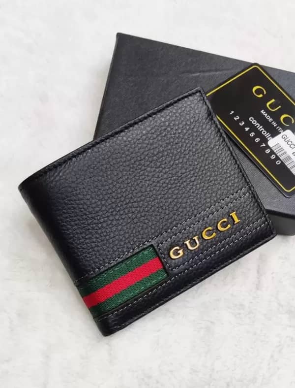 Gucci premium leather Men wallet - Image 4