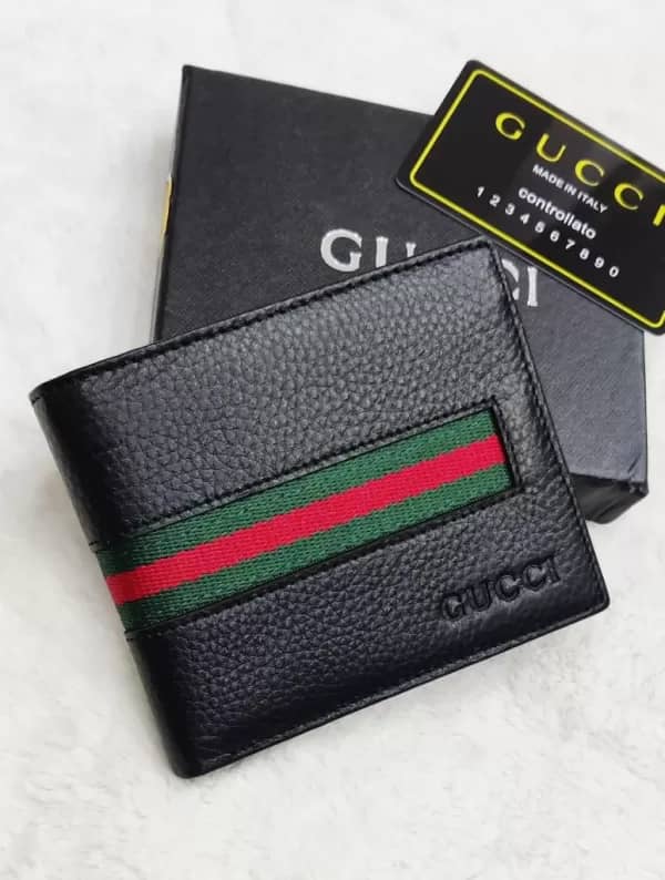 Gucci premium leather Men wallet - Image 2