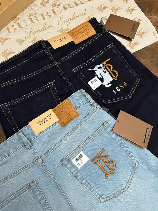 Burberry narrow fit premium jeans for men - Image 2